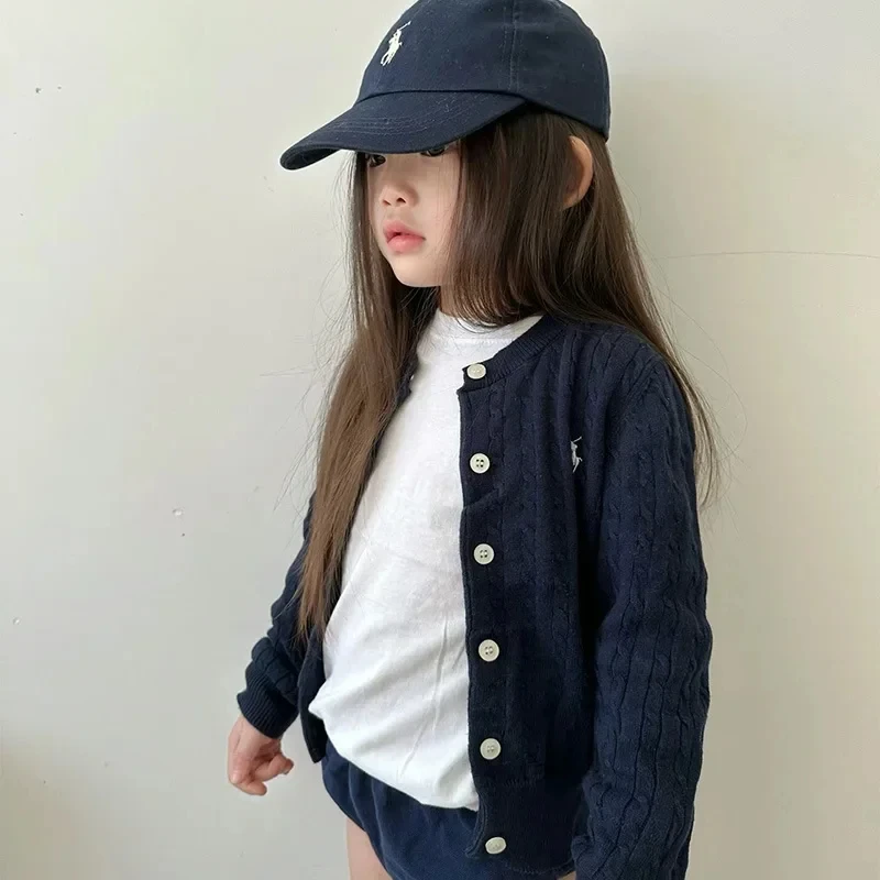 

2024 Autumn and Winter New Outfit Girls' Twist Knitted Cardigan Male Baby Horse Embroidered Sweater Small Coat Clothes