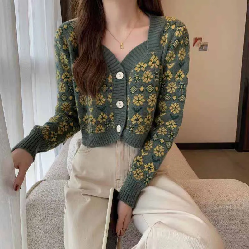 2023 Autumn New Chic Knitted Sweater Coat Women Vintage Jacquard Button Short Cardigans for Woman Casual Loose Long Sleeve Top