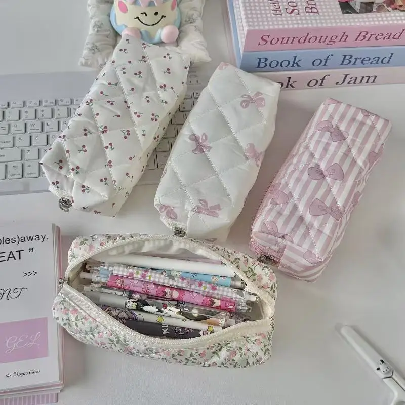 لطيف فراشة عقدة أزهار الكرز مقلمة سعة كبيرة القرطاسية حقيبة التخزين متعددة الوظائف حقيبة مستحضرات تجميل صندوق أدوات مكتب #3
