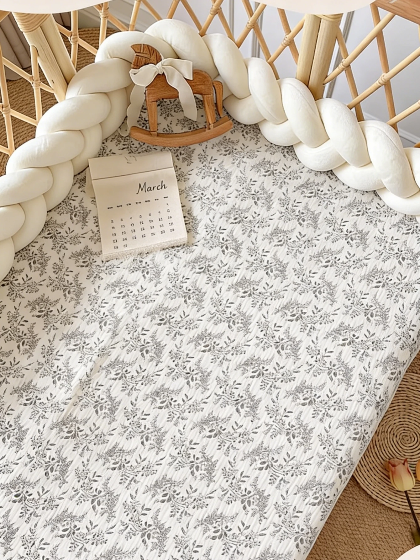 Baby Crib Fitted Sheet, Soft Crinkled Gauze Breathable Crib Mattress Cover, Stretch Deep Pocket for Standard Crib  Crib Mattress