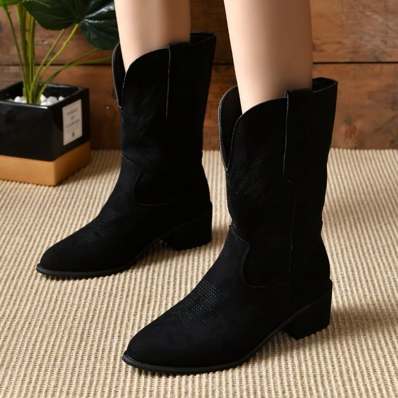 Natural Embroidered Women Boots Leather Handmade Pointed Toe Spike Heel Autumn Winter Boots Cowboy New Western Retro Botas