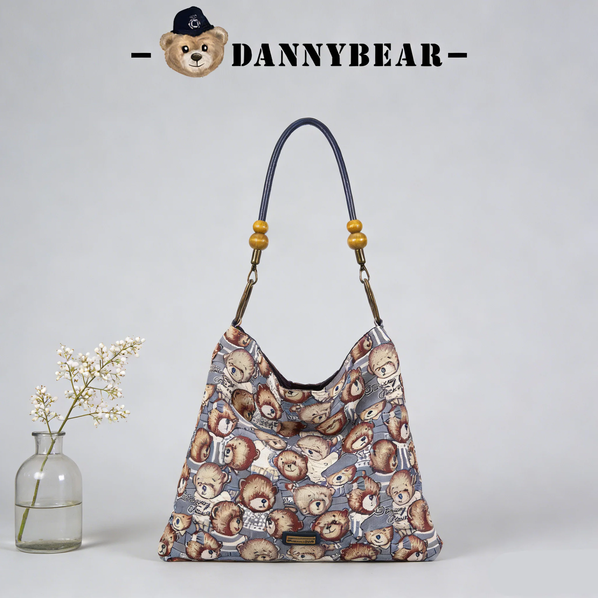 

Danny Bear Cartoon Bear Print Hobo Bag, Fashion Canvas Shoulder Tote with Wooden Bead Strap, Casual Handbag for Ladies Daily Use