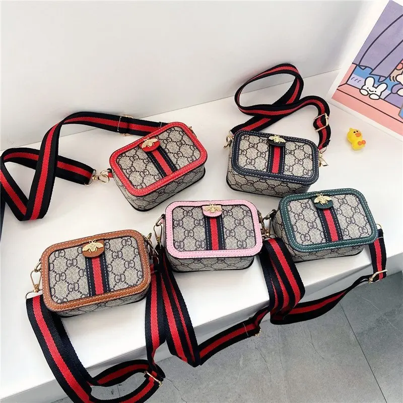 New Girls Princess Messenger Bag Cute Versatile Little Girls Shoulder Crossbody Bag Kids Small Handbag