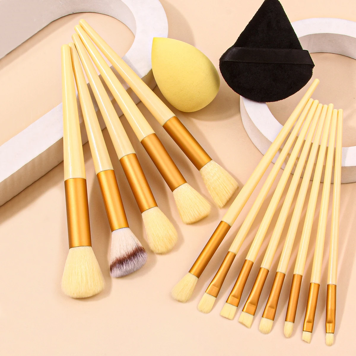15 pz giallo chiaro trucco rinfresca mano bellezza trucco Set pennello fondotinta spugna impostazione uovo soffio di polvere ombretto pennello fard