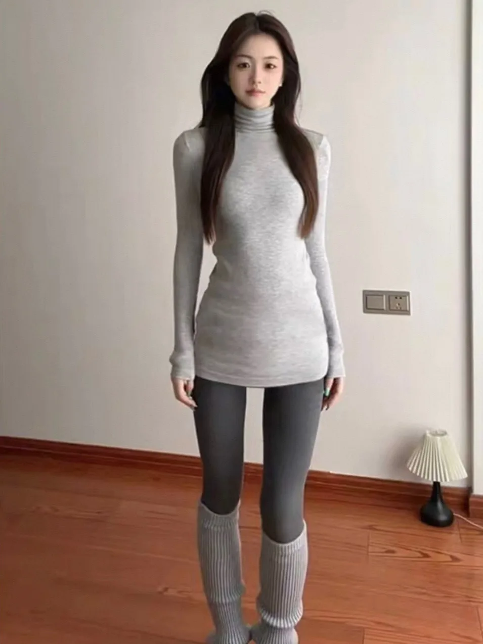 Gray Mid-Length High-Neck Long-Sleeve Women's T-shirt Autumn Winter Extended Waist-Cinching Base Shirt Butt Covering Inner We...