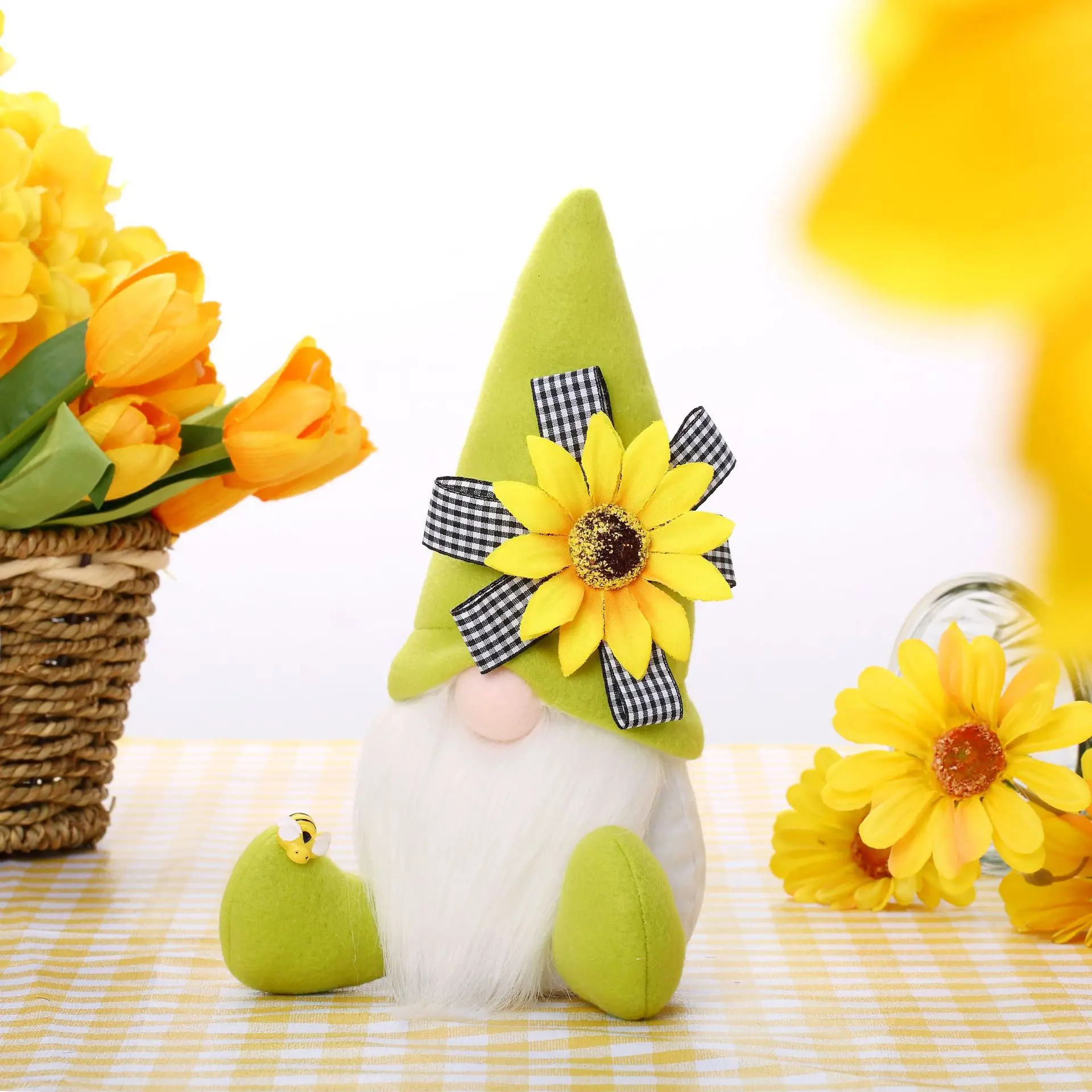 Sunflower Bee Faceless Gnome Plush Doll Farmhouse Summer Decor Home Party Tiered Tray Decoration