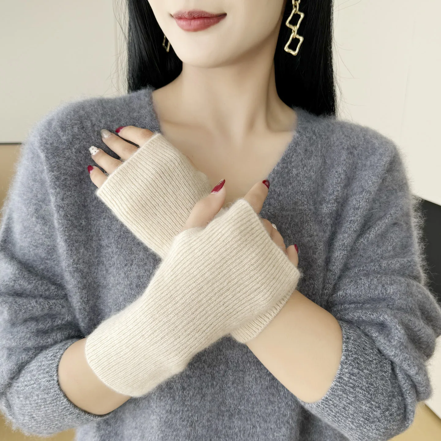 Women Knitted 100% Cashmere Fingerless Knit Gloves Winter Warm Coldproof short Arm Warmers Half Finger Wrist Cuffs Hand Sleeves