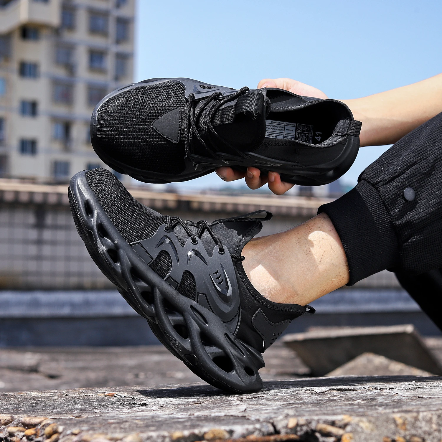 Steel Toe Safety Shoes Men, Anti-Puncture Anti-Smash Non Slip Industrial Work Boots Lightweight Breathable Protective Shoes