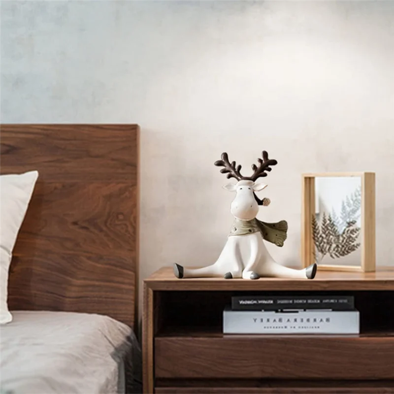 ديكورات المنزل الفنية الغزلان الإبداعية الأبيض الغزلان التماثيل السنة الجديدة مكتب غرفة المعيشة زينة غرفة عيد الفصح حوالي 15X6x14 سنتيمتر #3