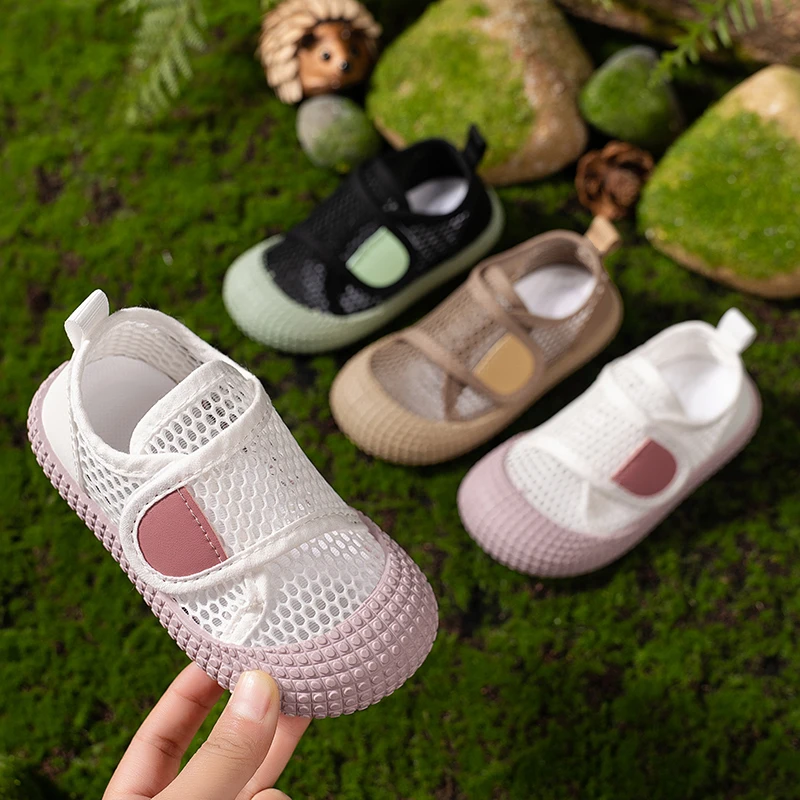 

Новые летние детские сетчатые дышащие кроссовки с вырезами, унисекс, спортивная обувь для малышей, обувь для детской школы в корейском стиле