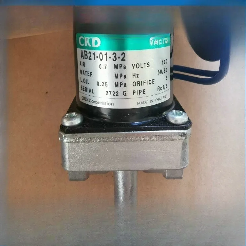 أجزاء لصمام الملف اللولبي CKD AB 2101/1/1022/3/5/A/AC220VAC110VAB21023ADC #2