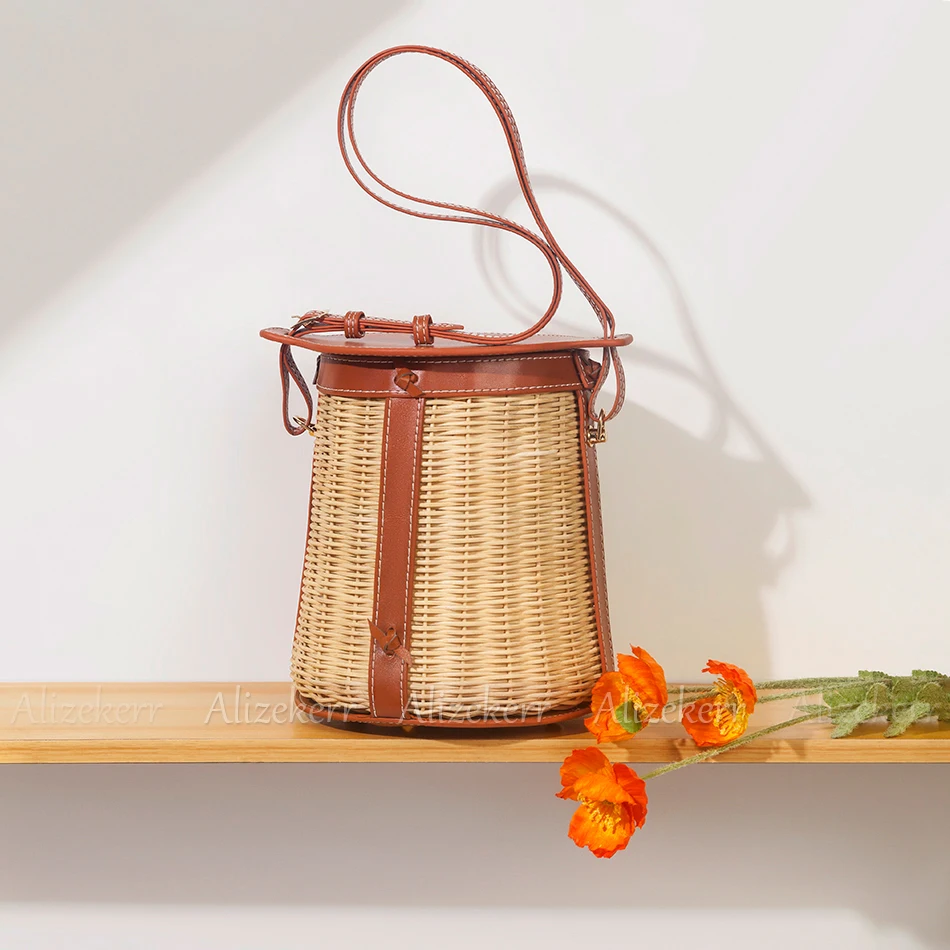 Alizekerr Rattan Bucket Beach Handbags Women New Summer Handmade PU Leather Patchwork Woven Straw Shoulder Bags Bohemian Holiday