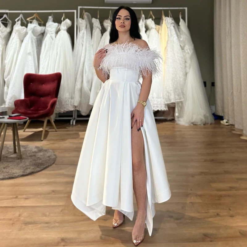 

Eightree Elegant A-Line Wedding Dresses Strapless Feather Side Slit Evening Dress Boho Beach White Wedding Prom Gown Custom Size