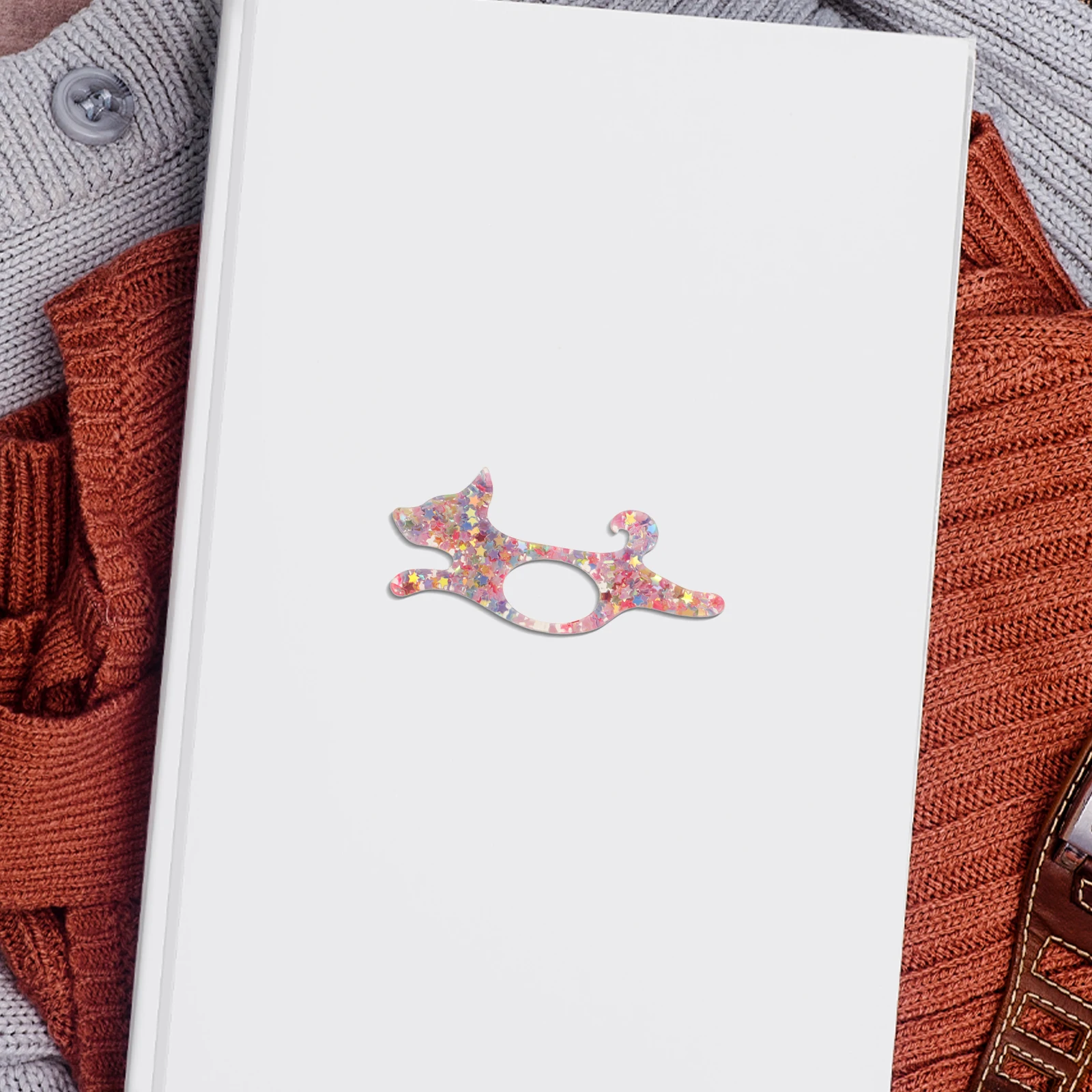 

HOODANCOS Dog Shaped Book Thumb Page Holder Reading Grip for Hands Free Book