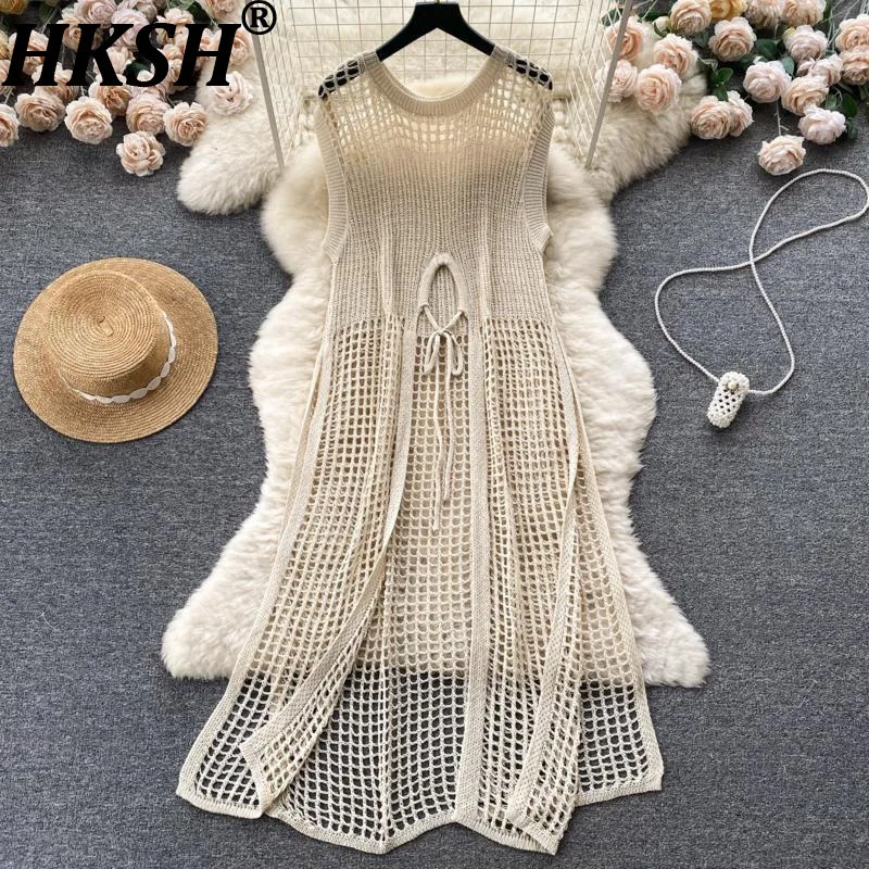 

HKSH Autumn New Women Korean Chic Smock Niche Vacation Style O-Neck Hollow Out Knitted Dress Casual Waistcoat Ins Fashion HK8681