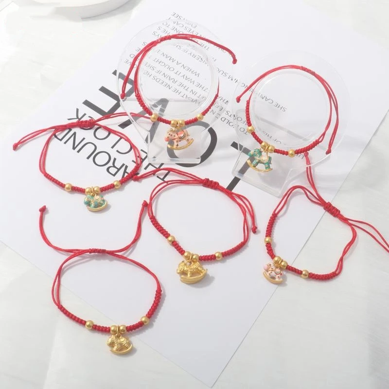 2026 الحصان سنة محظوظ حبل أحمر سوار النمط الصيني زودياك الحصان مضفر سوار المرأة مجوهرات الأزياء
