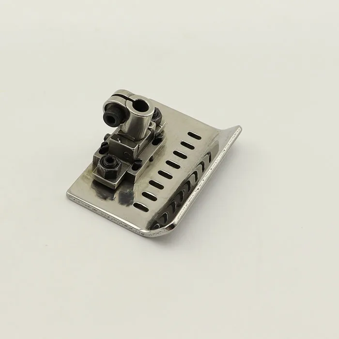 

1404 Yinjian VC008 Специальная прессовая лапка для многоигольной машины