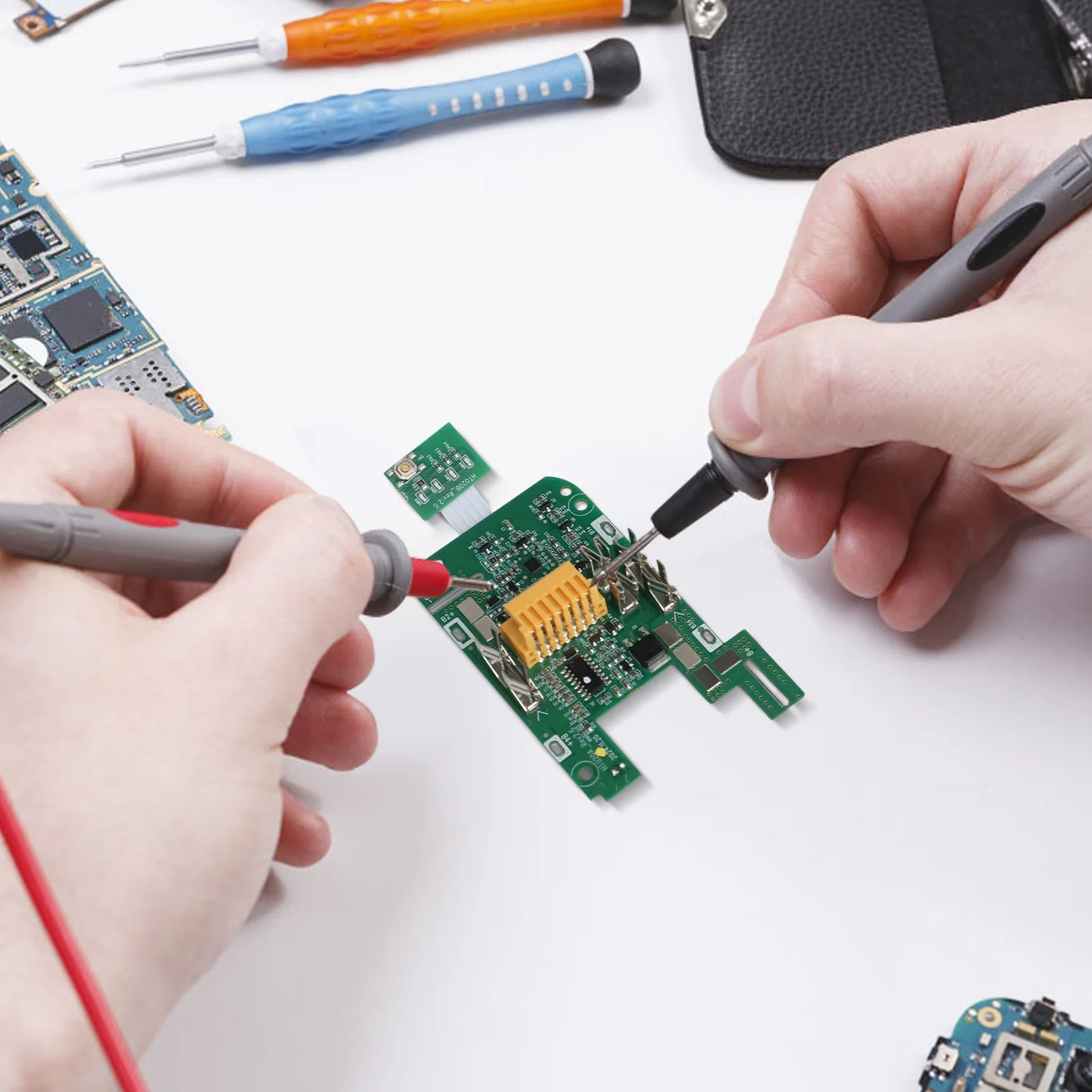 

Плата защиты аккумулятора 18В 3Ач (PCB) с никелевыми пластинами, совместимая с моделями литиевых аккумуляторов BL1815, BL1830, BL1860