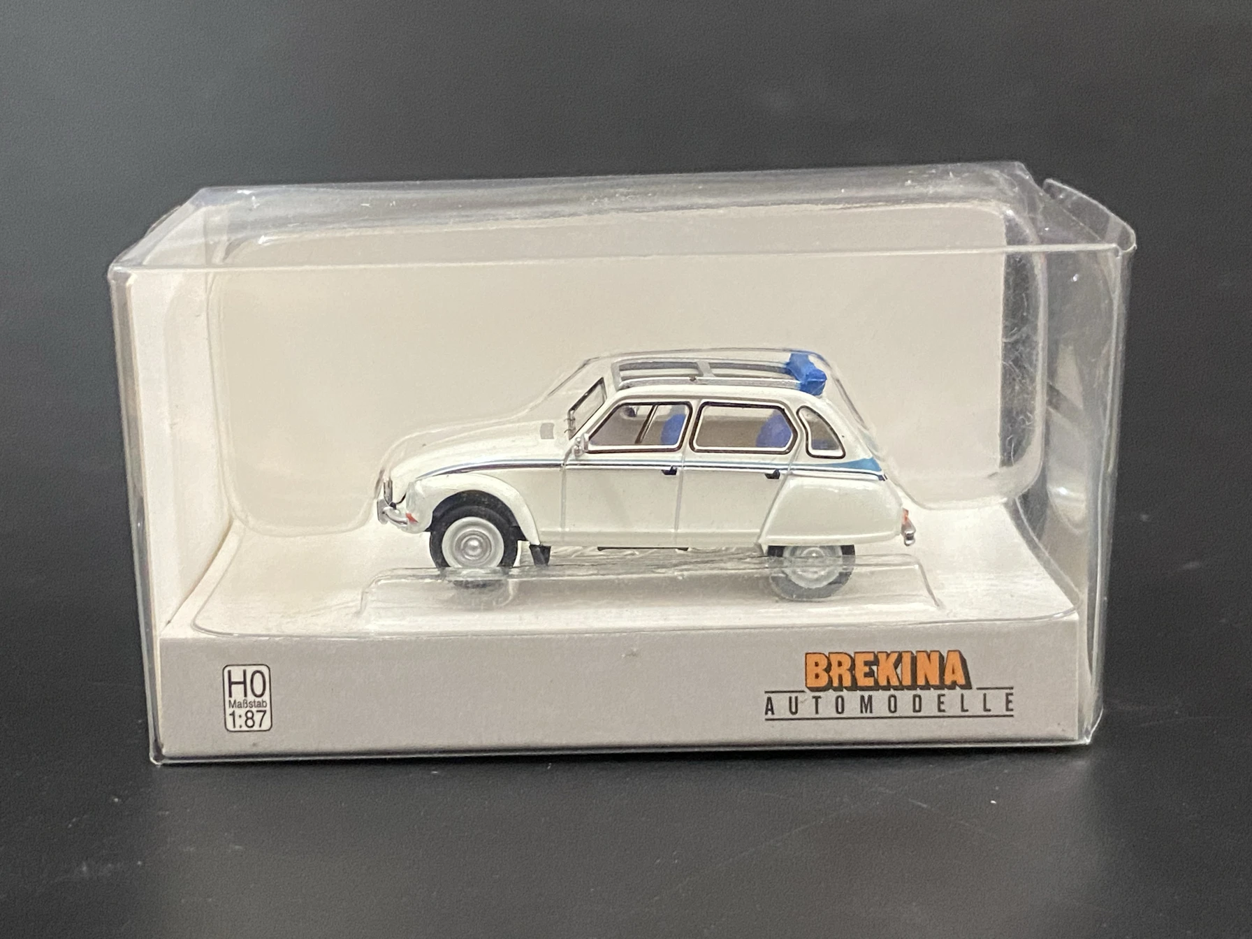 Brekina 1:87 Scale Citroen Dyane Acadiane HO Plastic Car Model Collectible Toy Gift Souvenir Display Ornament