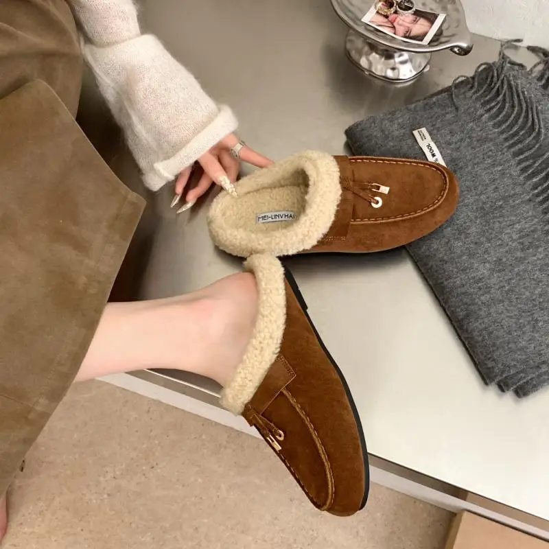 Woman's Warm Lambswool Mules Slippers Winter 2026 Comfortable Flat Heel Fluffy Fur Indoor Slippers Women Plush Suede Loafers