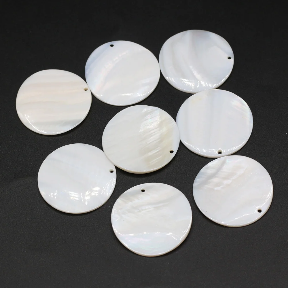 Natural Freshwater Mother of Pearl Shell Round Pendant Beads DIY Made Charming Women\'s Necklace Earrings 10pcs