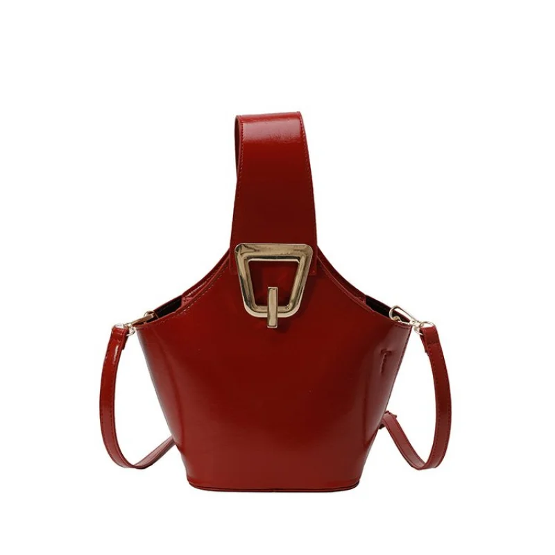 2025 حقيبة يد جلدية جديدة فاخرة ذات علامة تجارية فاخرة للسيدات مصممة شهيرة باريس عتيقة أنيقة #1