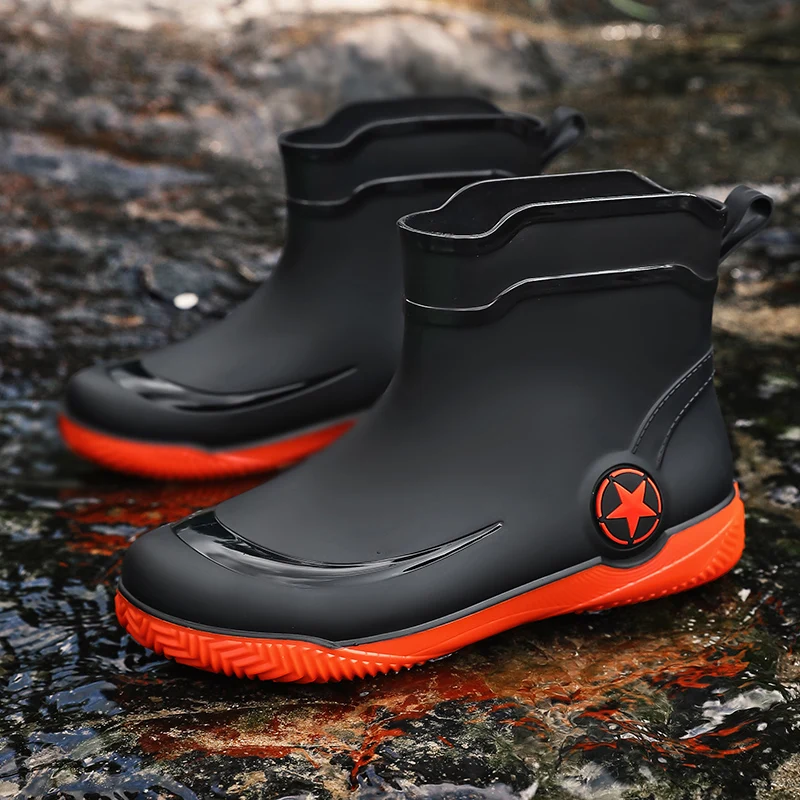Outdoor Men Rain Boots Fashion Mid-calf Lightweight Fashion Casual Work Shoes Men Anti-slip Layered Clothing Casual Shoes Men