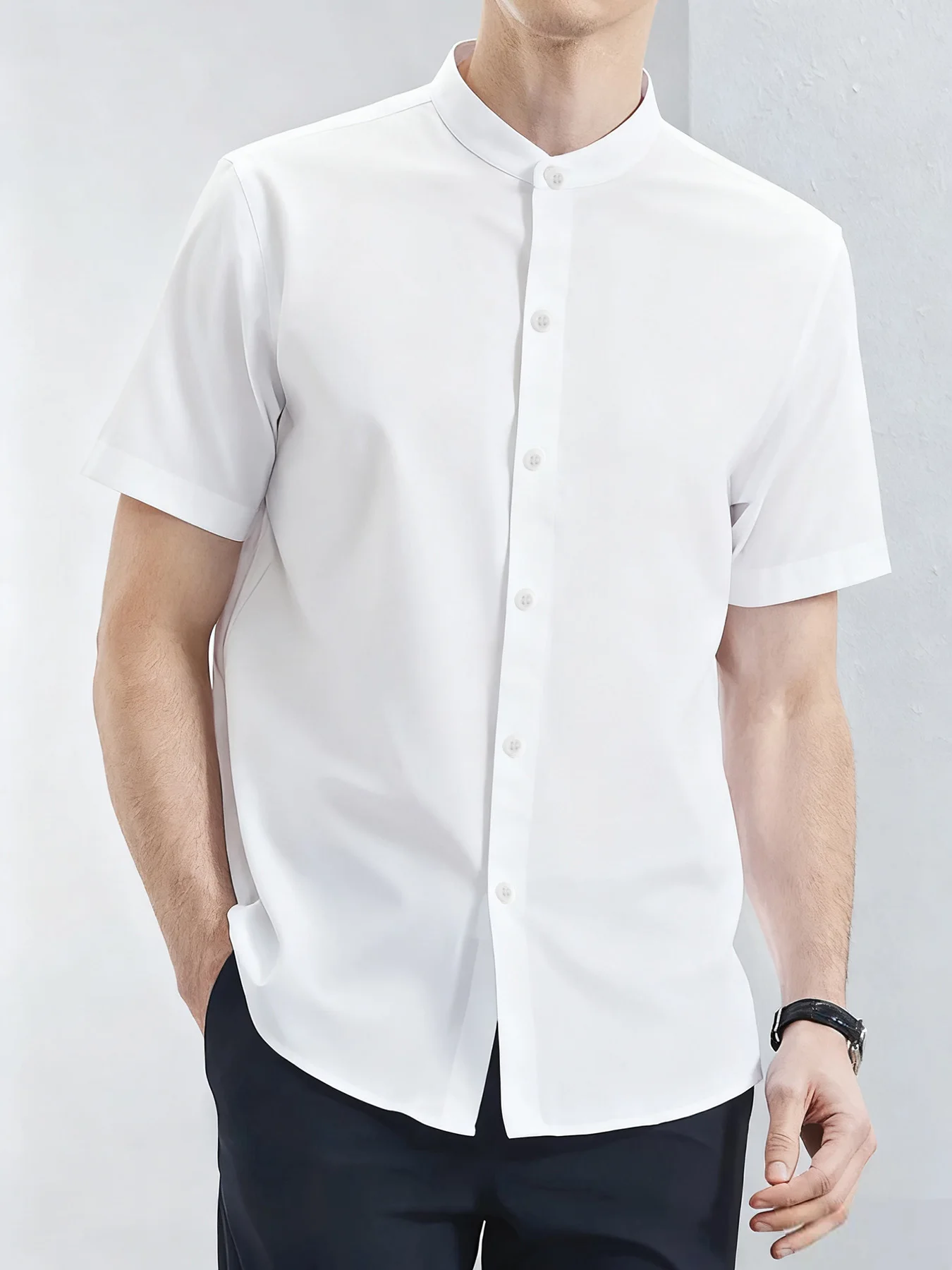 

Легкий стиль, мужская рубашка с воротником-стойкой, короткие рукава, деловая повседневная, универсальная, высококачественная, белая рубашка, модная.