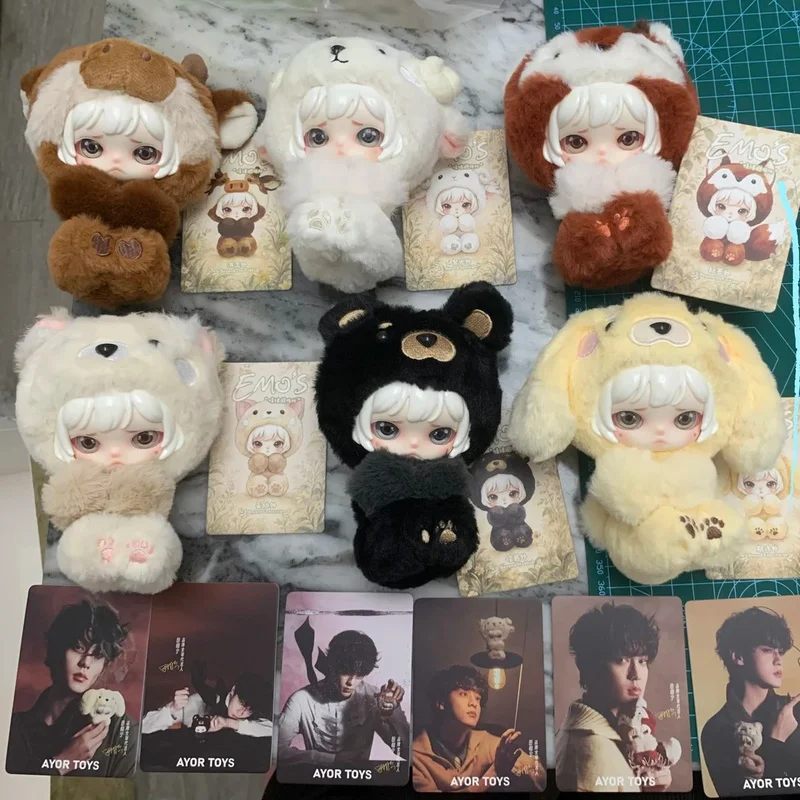 AYOR TOYS Caja Sorpresa de Peluche Emos Serie Emotional Shelter Colgante de Vinilo Muñeco de Peluche Lindo Decoración del Hogar Regalo para Coleccionistas Adultos