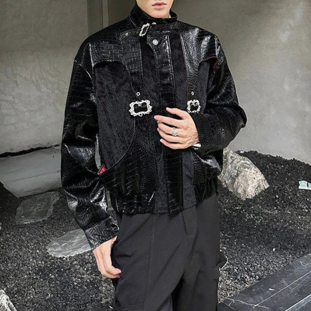 Mens Snakeskin Patchwork Metal Buckle Short Jacket Autumn Streetwear Fashion Niche Nightclub Stage Youth Biker Outerwear 2026