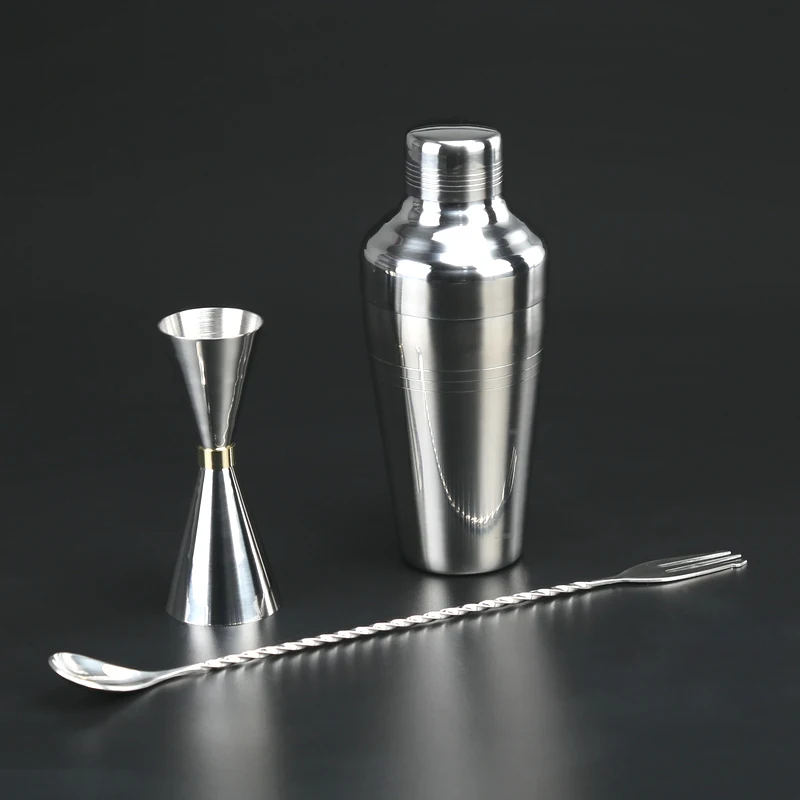 Cocktail Shaker Bar Set Copper Plated Shaker Barware Set - 3 Pieces Bartender Kit Includes shaker (510ml), Jigger & Spoon