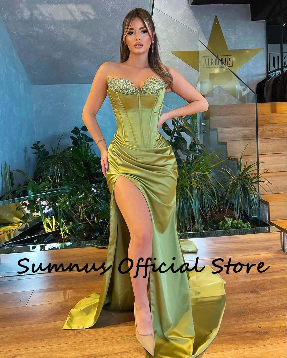 Sumnus Olive Green Mermaid Prom Dresses Kralen Strapless Ruches Satijn Hoge Split Sexy Avond Party Dress Corset Met Trein