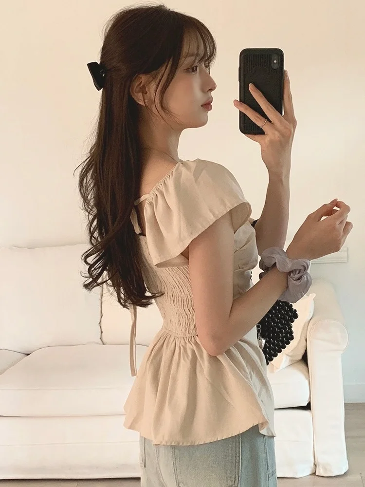 Csa Fena Estilo Coreano com Ombros à Mostra, Ajuste Slim, Design de Cintura Interna, Nova Chegada de Verão