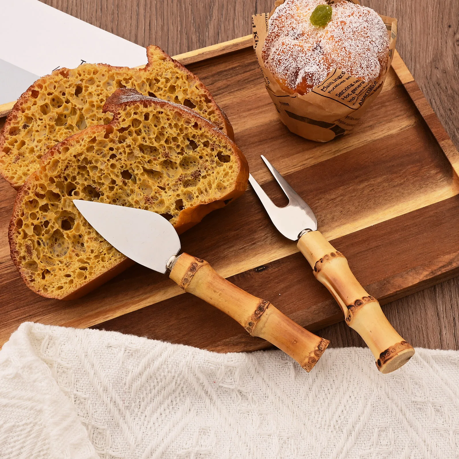 سكين الجبن 6 قطعة مجموعة أواني الطعام الفضة الطبيعية الخيزران مقبض الجبن سكين الفولاذ المقاوم للصدأ الجبن القاطع مجموعة اكسسوارات المطبخ