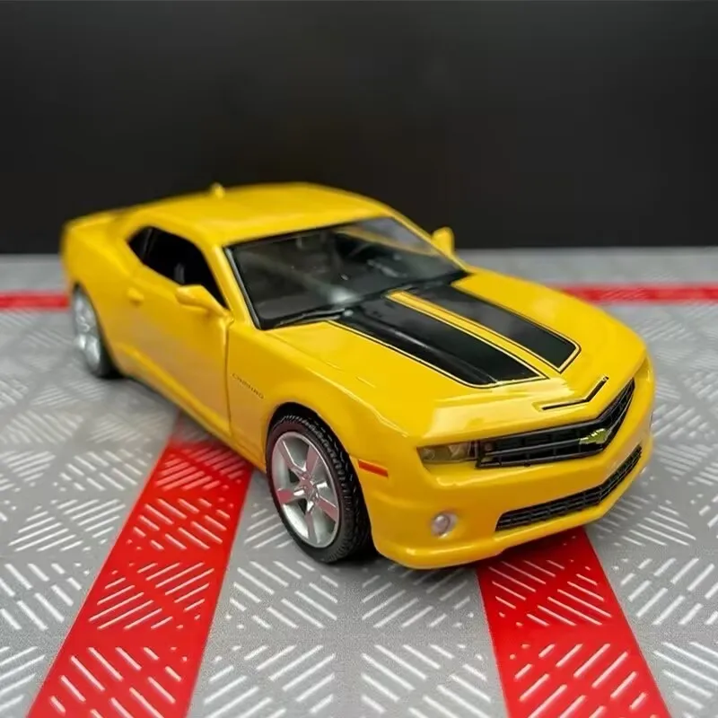 1:36 Chevrolet Camaro 2010 Alloy Classic Sports Car Model Diecasts Metal Racing Vehicles Car Model High Simulation Kids Toy Gift