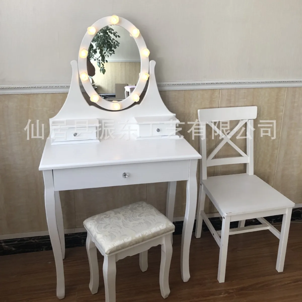 Internet celebrity studio dressing table with lamp modern bedroom simple dressing table fashionable white dressing table