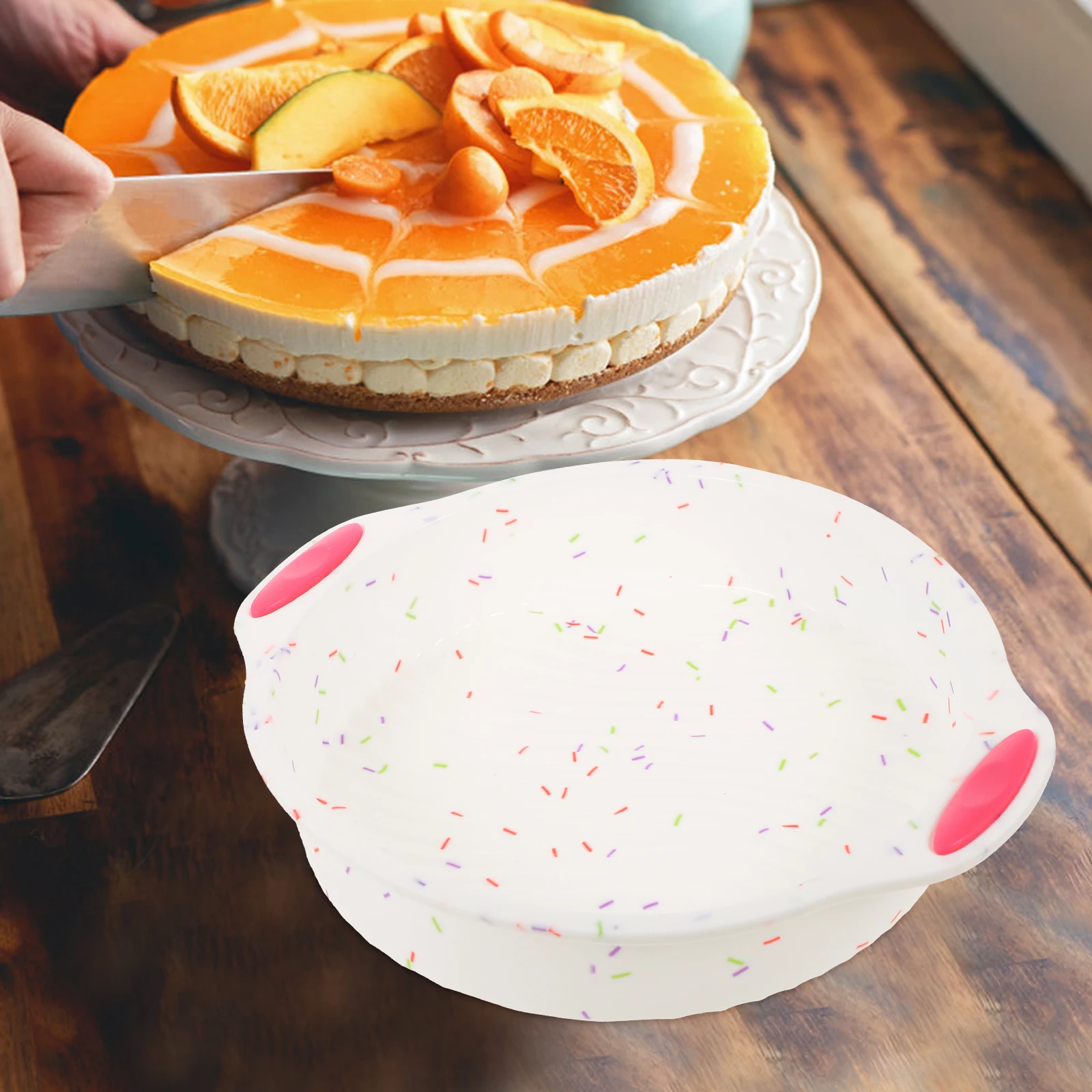 

1 set Silicone Cake Mold Bread Pan Baking Tools Flexible Toast Mold Round Random Heat Resistant Kitchen Supplies