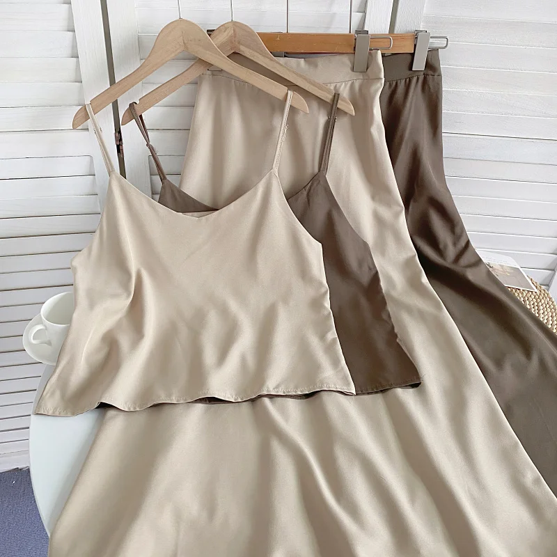 

Sexy Versatile Pure Desire V-ne ort Strap Top High Waist A-line Midi Skirt Two-piece Set Mid-length A-line Skirt ort To...