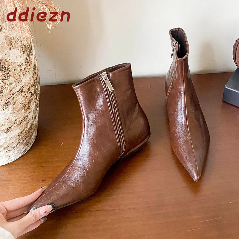 Female Low Heel Shoes Modern Women Ankle Boots New In Autumn Winter Fashion Pointed Toe Ladies Short Booties Zippers Shoes