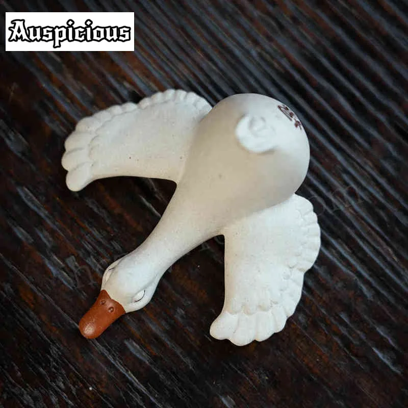 Chinese Yixing Yellow Duck Sculpture Purple Clay White Goose Tea Pet Ornament Handmade Tea Figurine Craft Decoration Accessories - view 3
