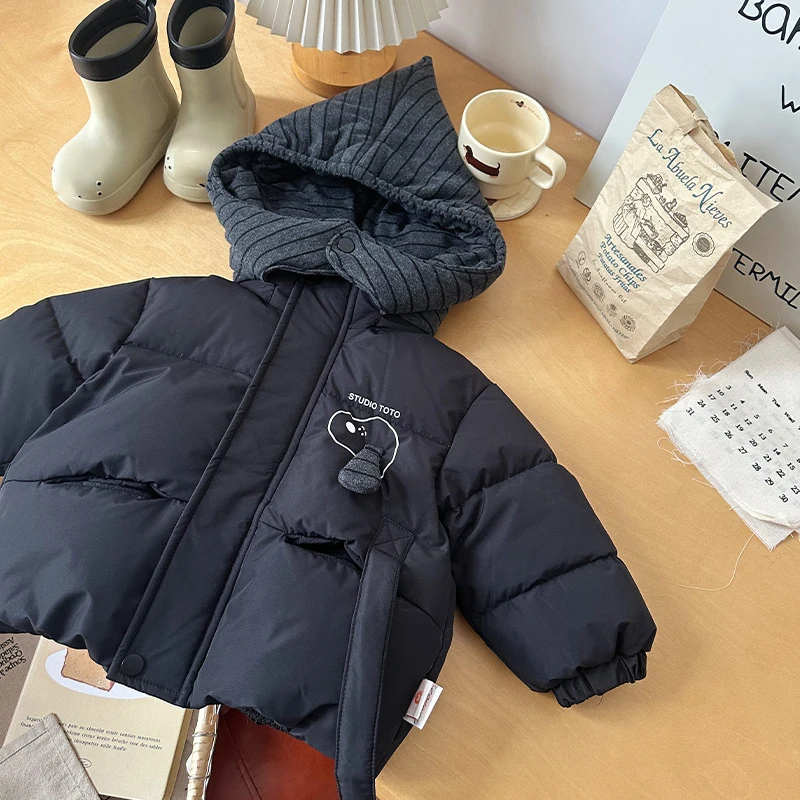 

Winter Boys' Hooded Down Jacket Fashion Snoopy Print 90% White Duck Down Puffer Overcoats Thickened Warm Black Outerwear