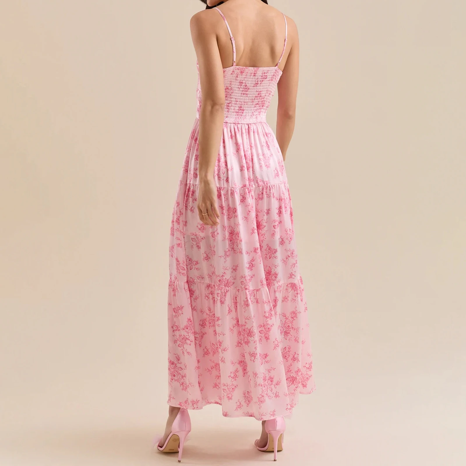 Combhasaki ผู้หญิงแขนกุดสายรัดปรับด้านหน้า Twist Hollow V คอดอกไม้พิมพ์ Smocked ฤดูร้อน Swing A-Line Cami ชุดยาว