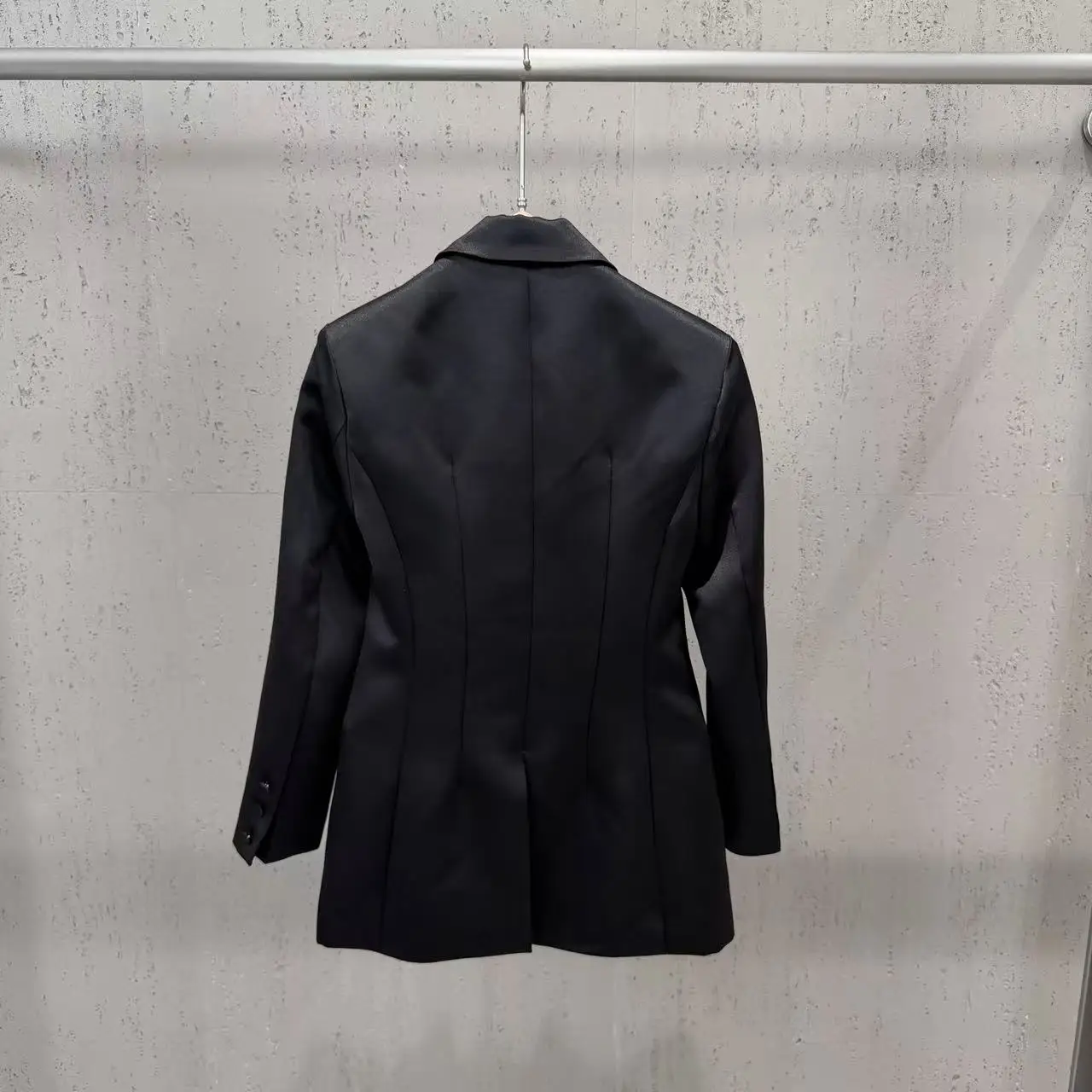 High Street Blazers Women's Lapel Long Sleeved Waist Cinched Heavy Embroidery Silhouette Padded Shoulder Suit Jacket