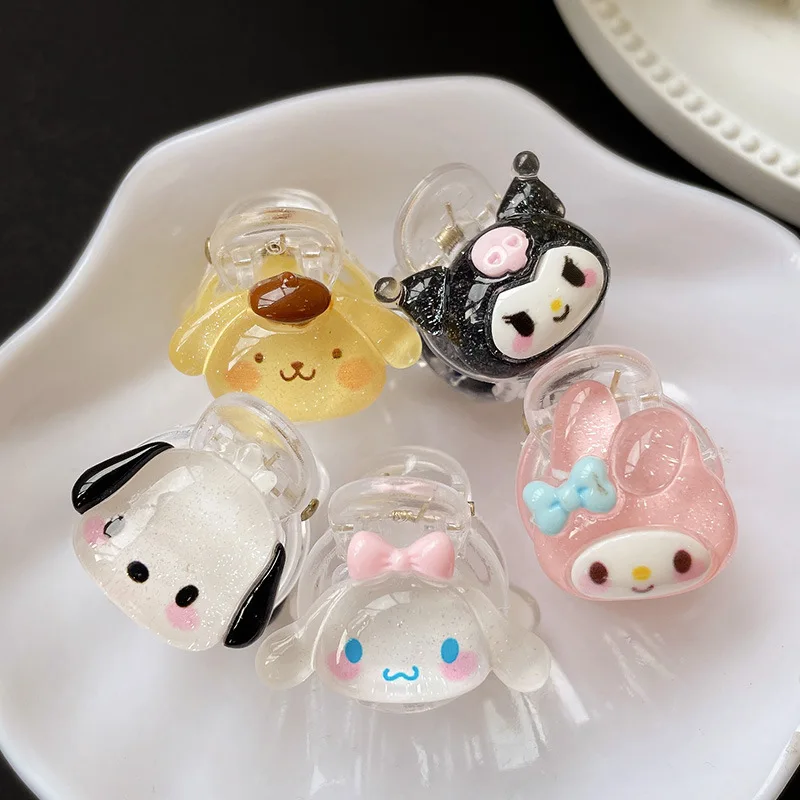 Sanrio personaggi fermagli per capelli Flash Anime piccola presa carino Kuromi Cartoon My Melody Girls Action Figures giocattolo di moda regalo di compleanno