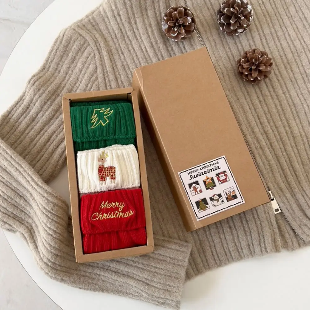 

Cute Cotton Christmas Embroidery Socks Elk Christmas Tree Cartoon Hosiery Snowman Letter Mid-Tube Socks Girls