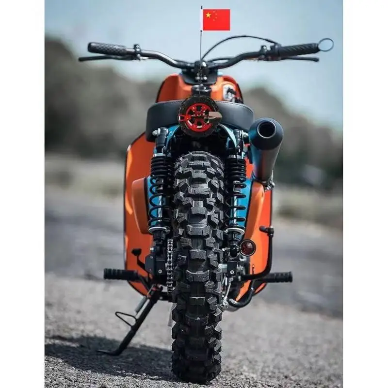 High Visibility Mini Spare Tire Decoration Kit Rubber Car Rear Ornament Simple Install Tire Model for Long Distance Travel Car E