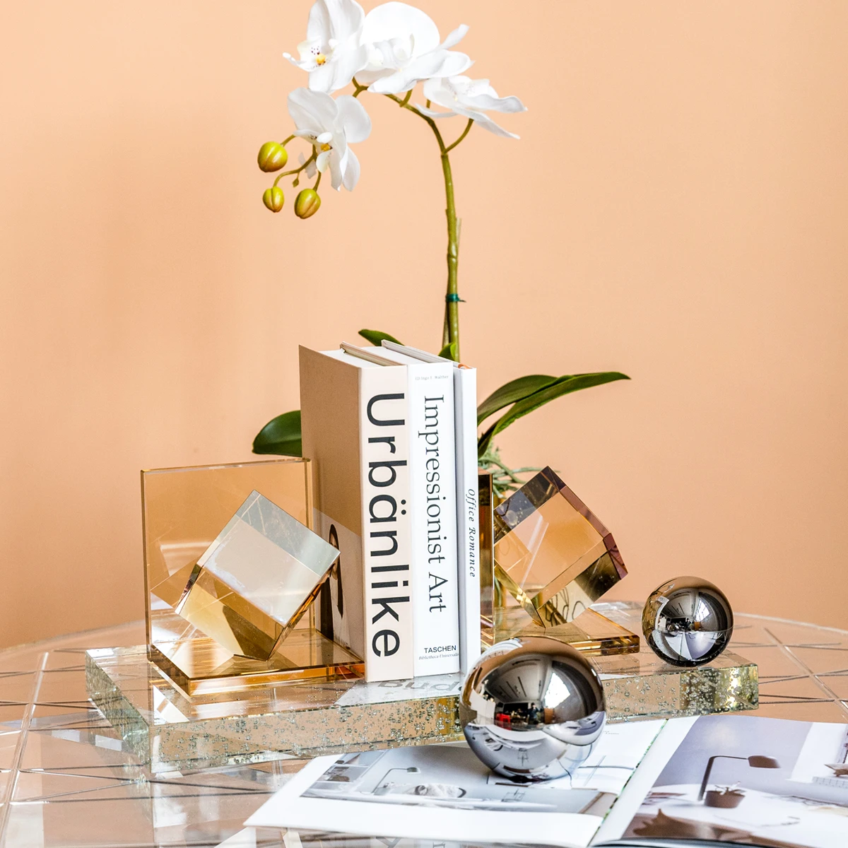 Luxury Modern Geometric Cube Amber Crystal Ornament Bookcase Decor Bookend Creative Decoration Desktop Accessories Artwork Gifts