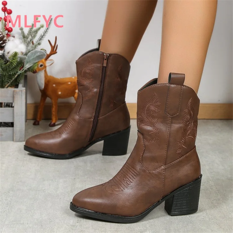 

Women's retro embroidered boots with an inner height of no less than knee brown round head high tube knight boots short boots