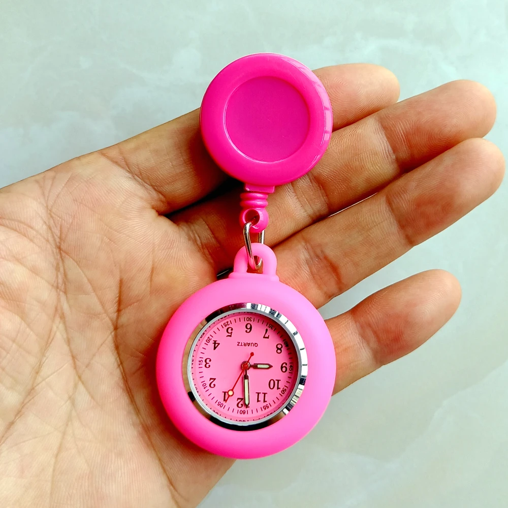 Montre de poche rétractable, détail du cadran