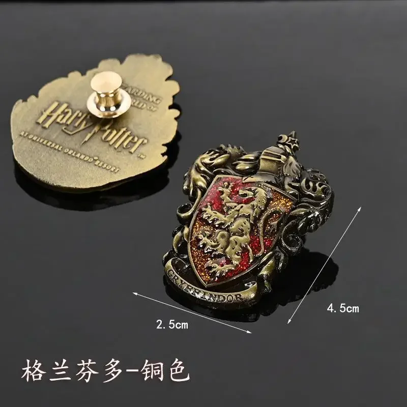 Harries Cartoon Magic Brooch 9 3/4 Potters Anime Figure Golden Snitch Metal Badge Suit Clothing Anti-slip Match Enamel Cos Pin